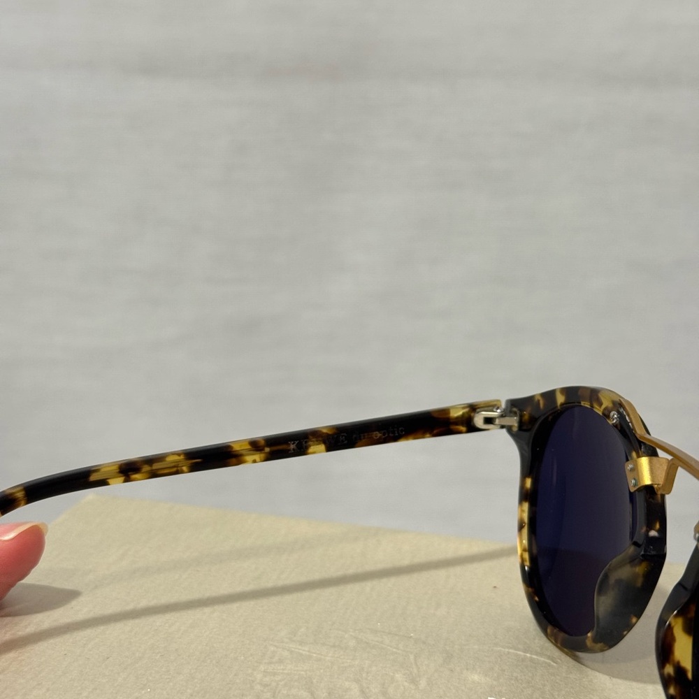 KREWE St Louis I Classic Tortoise Sunglasses with Dark Blue Lenses - Picture 7 of 10